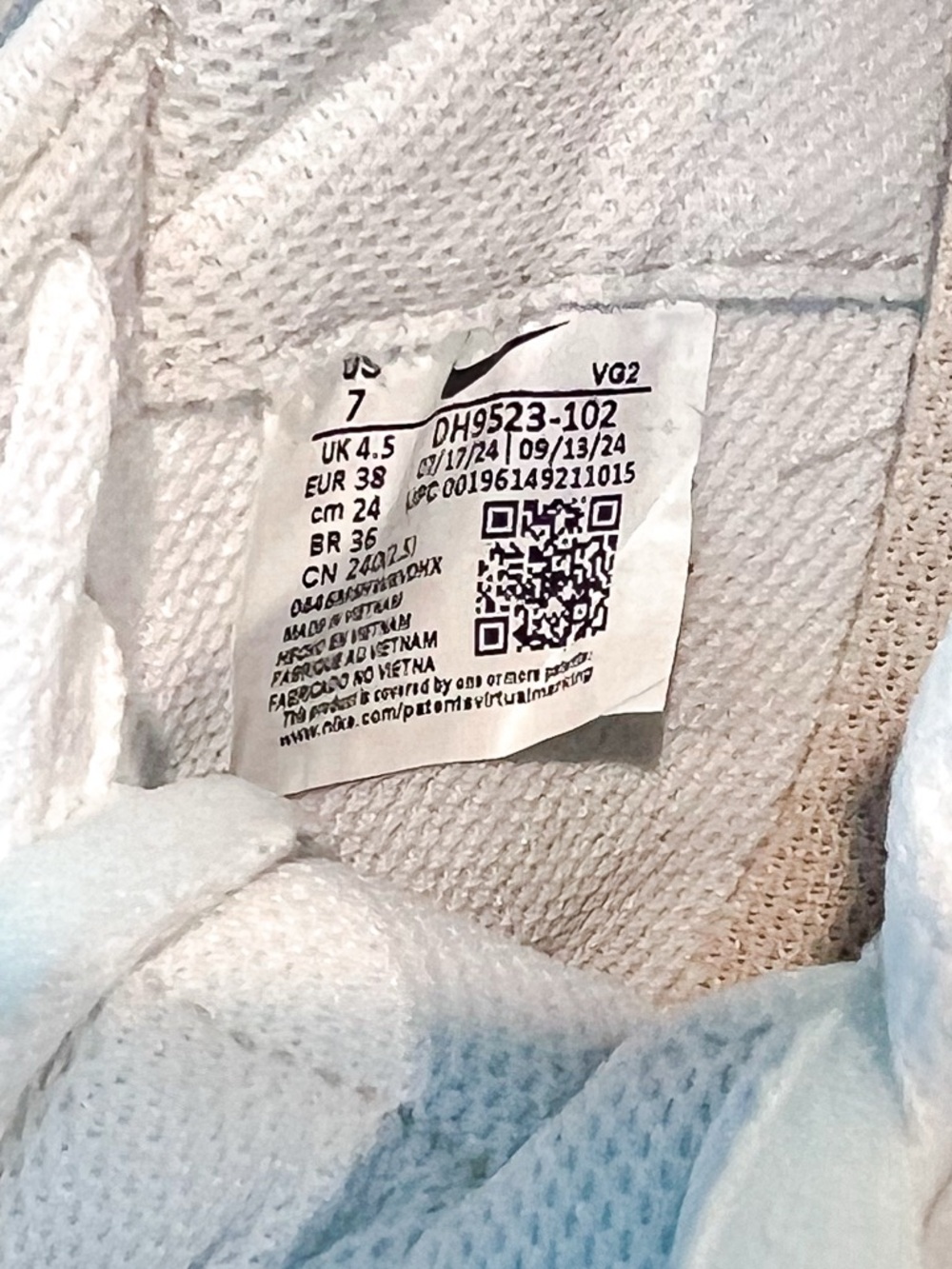 Nike Waffle Debut Running Athletic Sneaker Sand Drift Black Womens 7 DH9523-102 - Picture 14 of 15